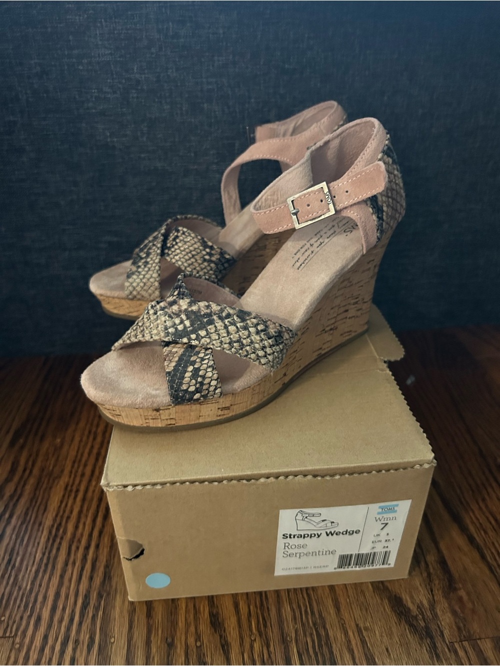TOMS "Strappy Wedge” Sandals size 7